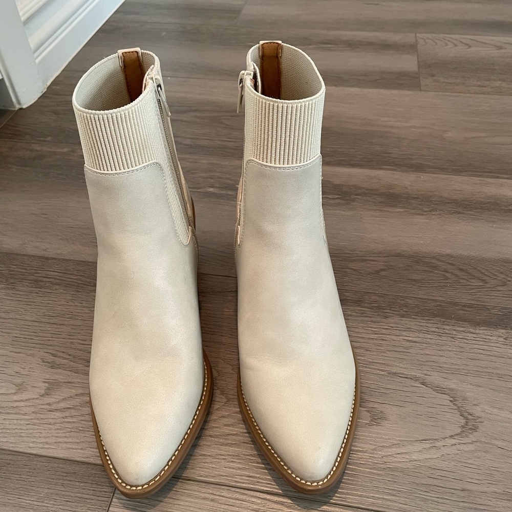 DV Dolce Vita booties